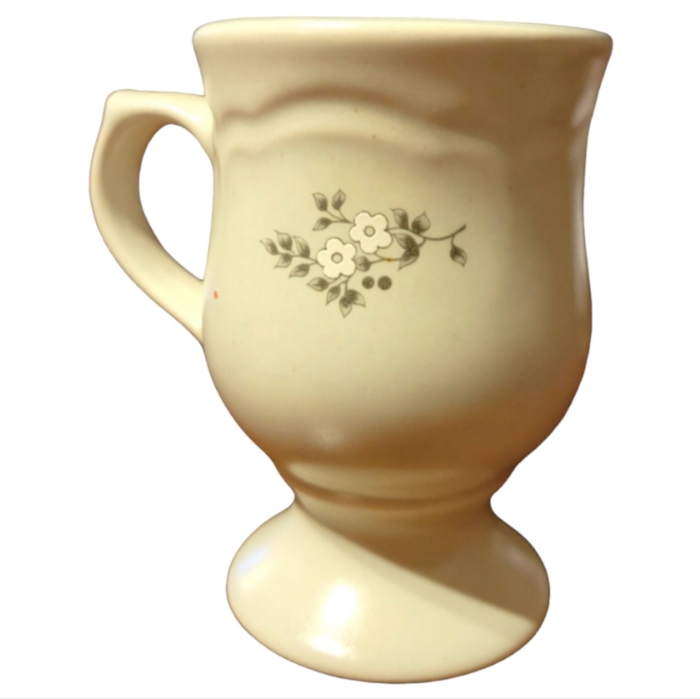 Vtg Pfaltzgraff Pedestal Footed Mug Cup Coffee Tea Cider Hot Chocolate Flowers
